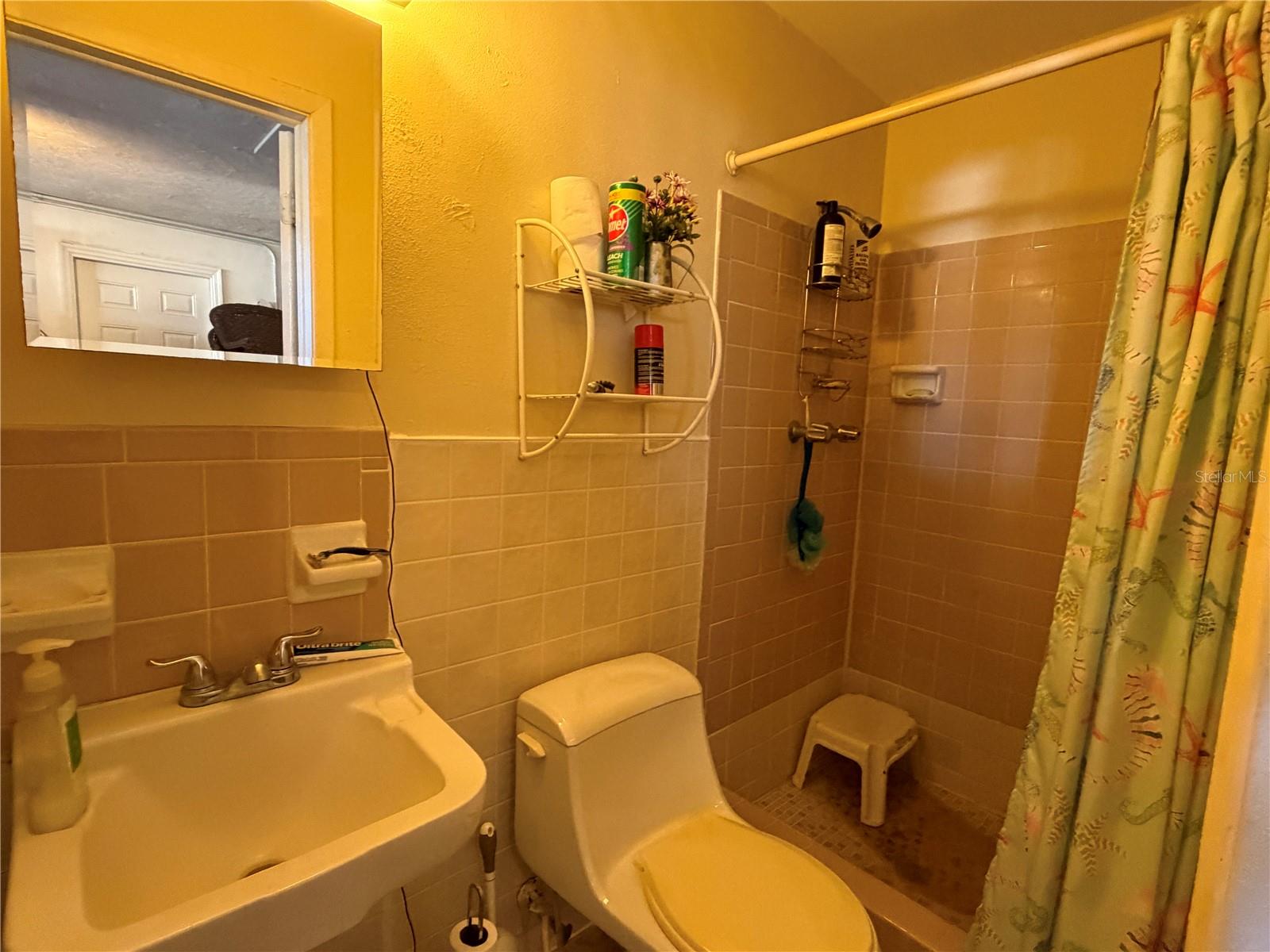 TAHITIAN HOMES - Residential