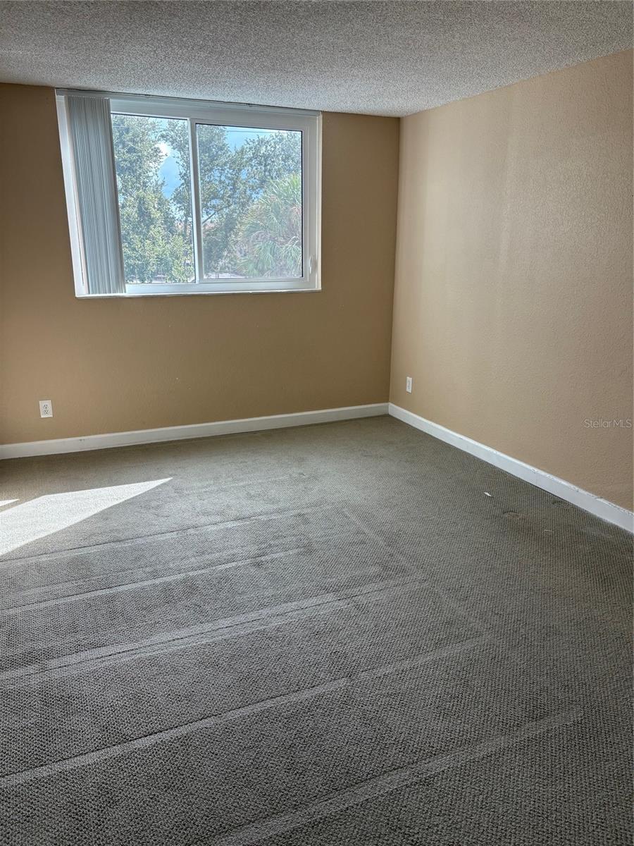 SARASOTA PALMS - Residential Lease