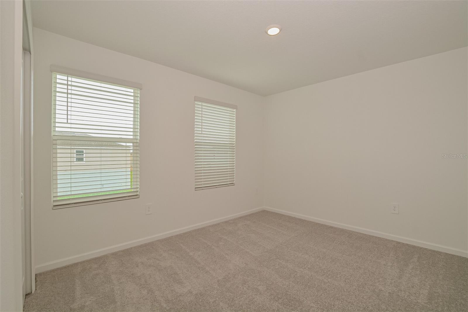 HAMILTON BLUFF SUB - Residential Lease