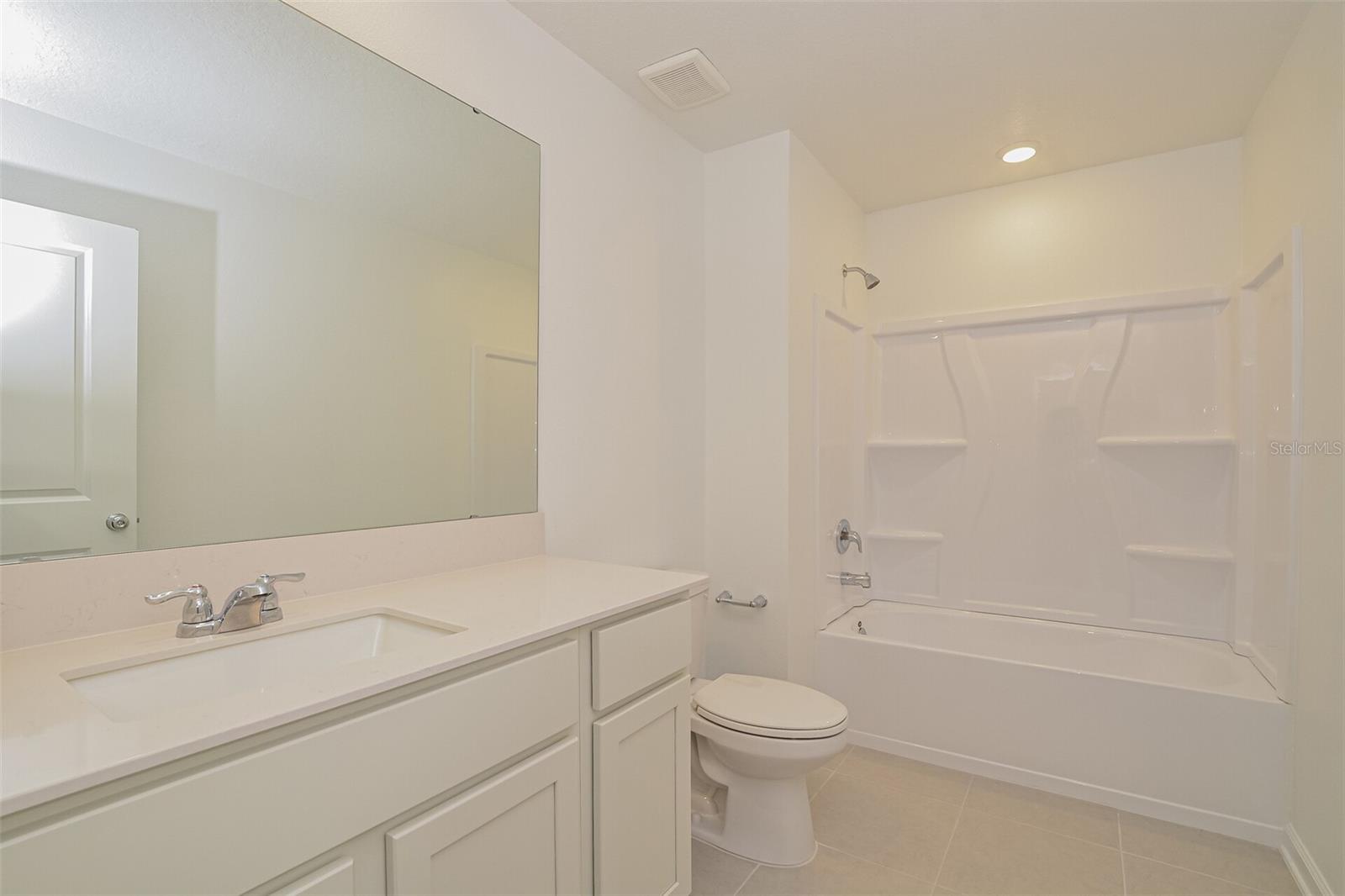 HAMILTON BLUFF SUB - Residential Lease