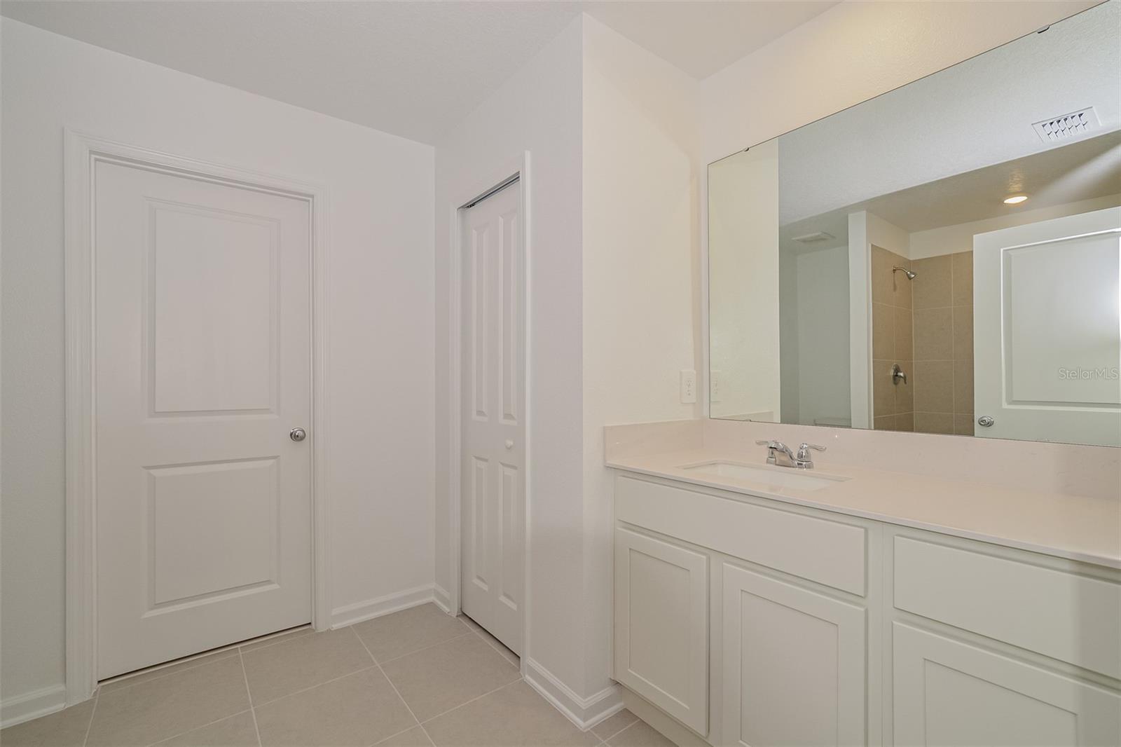 HAMILTON BLUFF SUB - Residential Lease