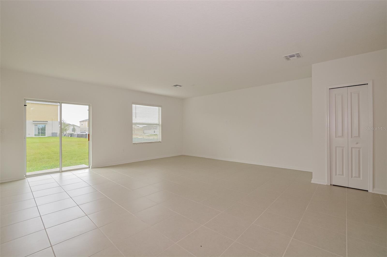 HAMILTON BLUFF SUB - Residential Lease