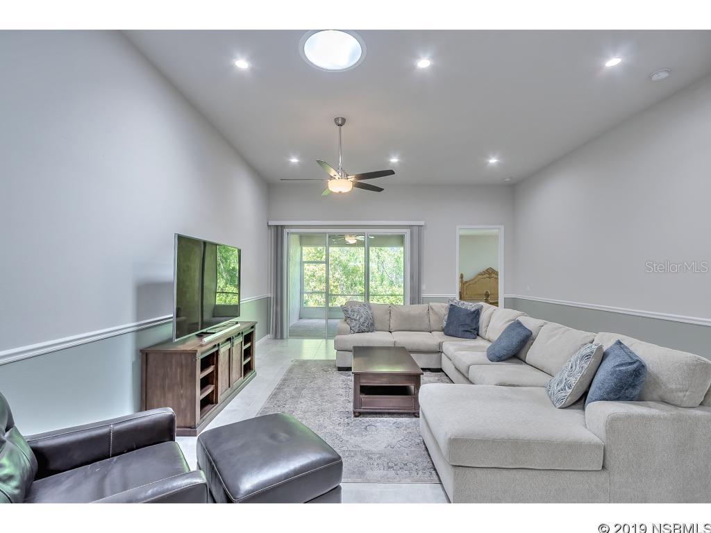 Tiffany Homes At Venetian Bay - Residential