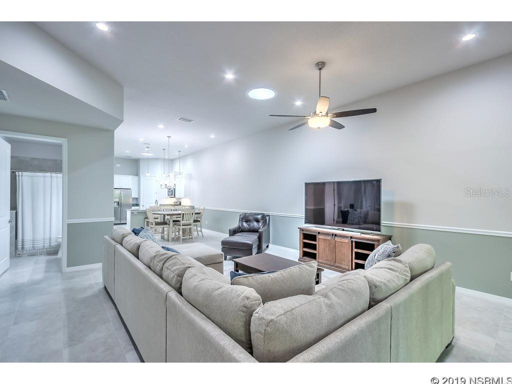 Tiffany Homes At Venetian Bay - Residential