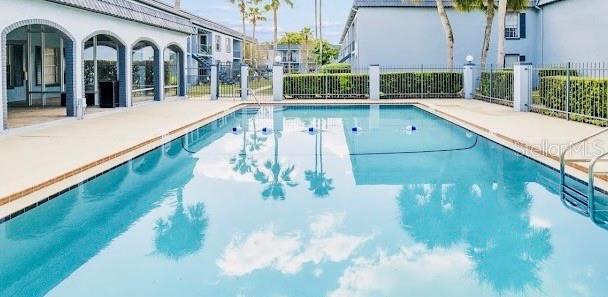 HACIENDA DEL SOL CONDO - Residential