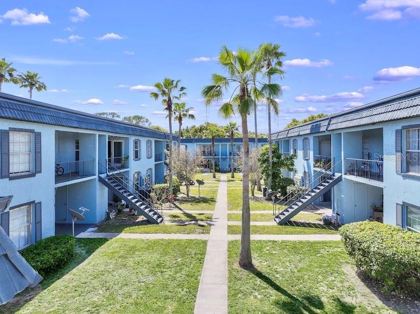 HACIENDA DEL SOL CONDO - Residential