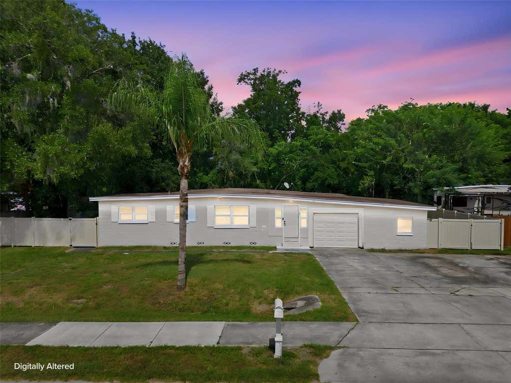 Photo of 1601 Renee Avenue, Orlando, FL 32825 (MLS # O6429713)