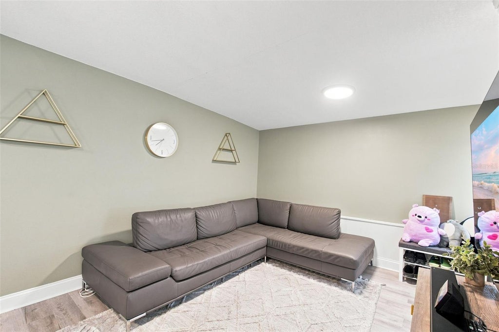 Photo of 1601 Renee Avenue, Orlando, FL 32825 (MLS # O6429713)