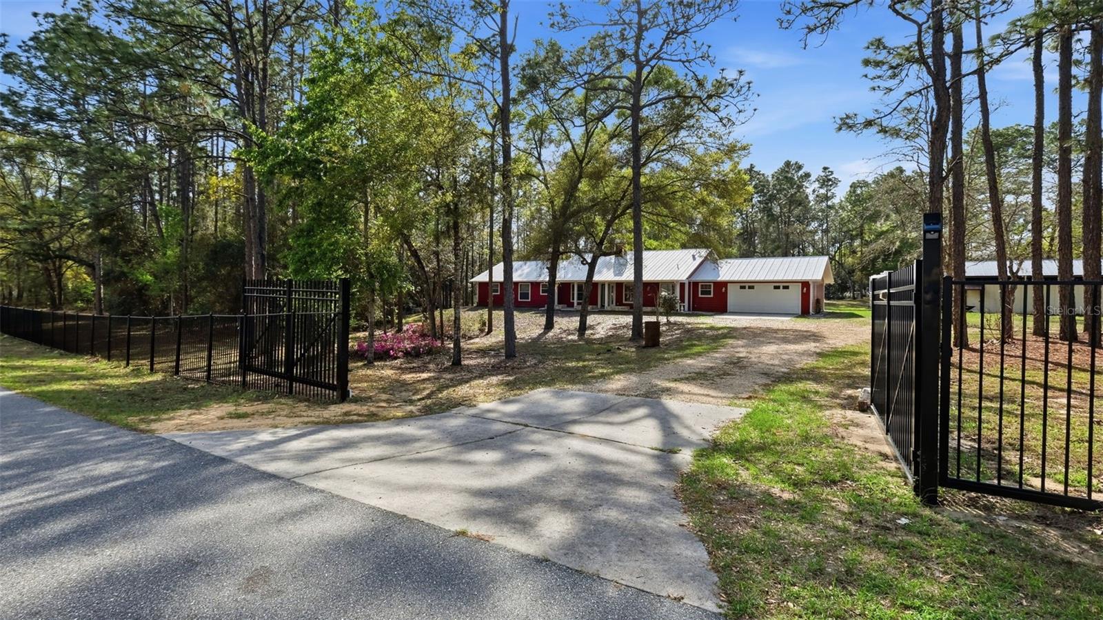 OAK FOREST UNIT 02 - Residential