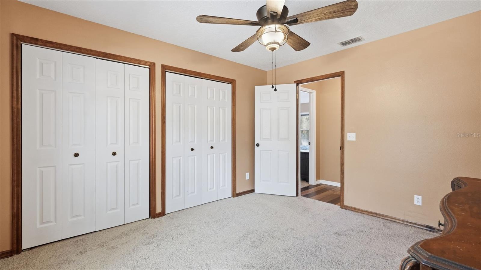 OAK FOREST UNIT 02 - Residential