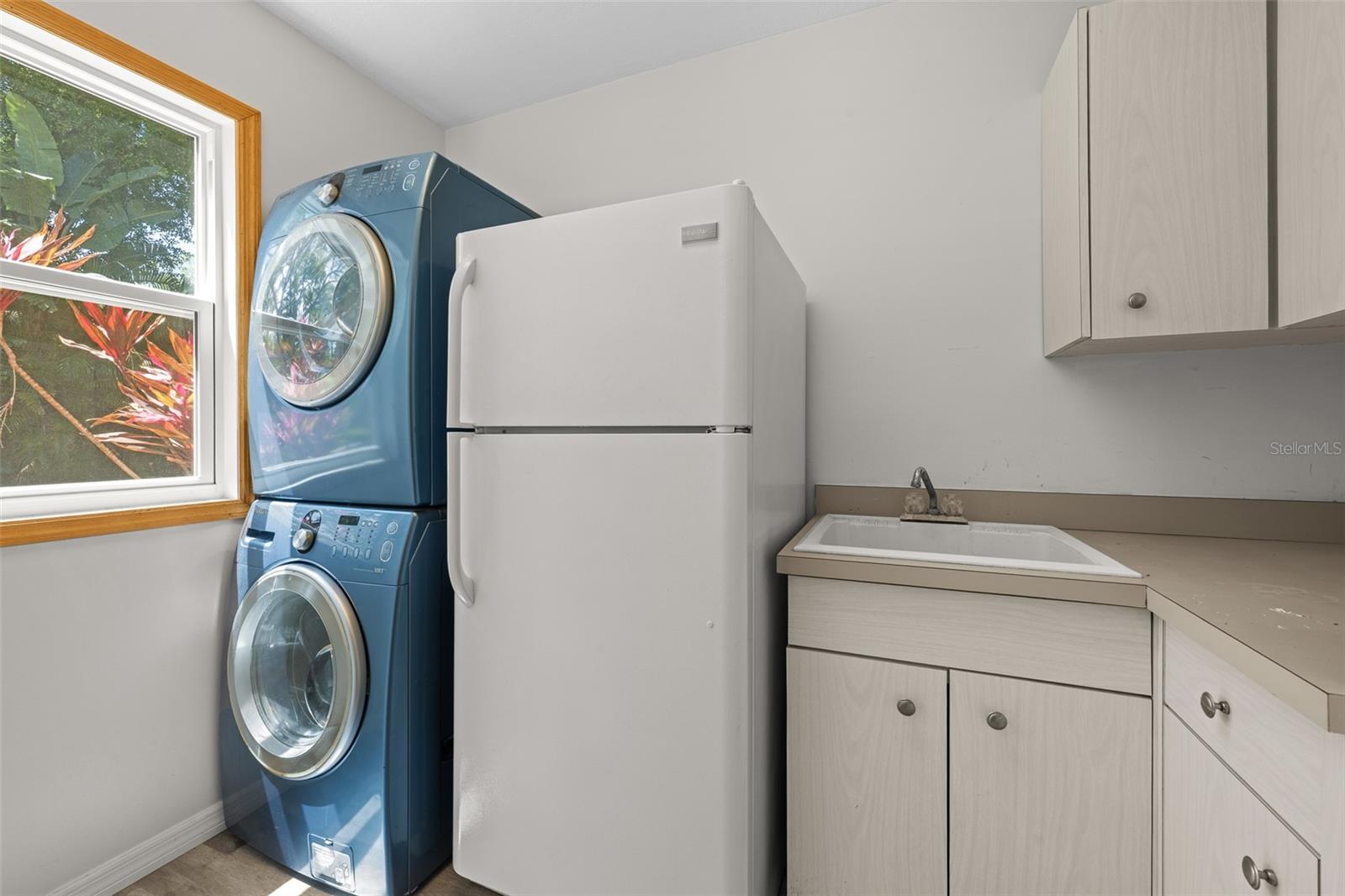 CHATEAU WOOD - Residential