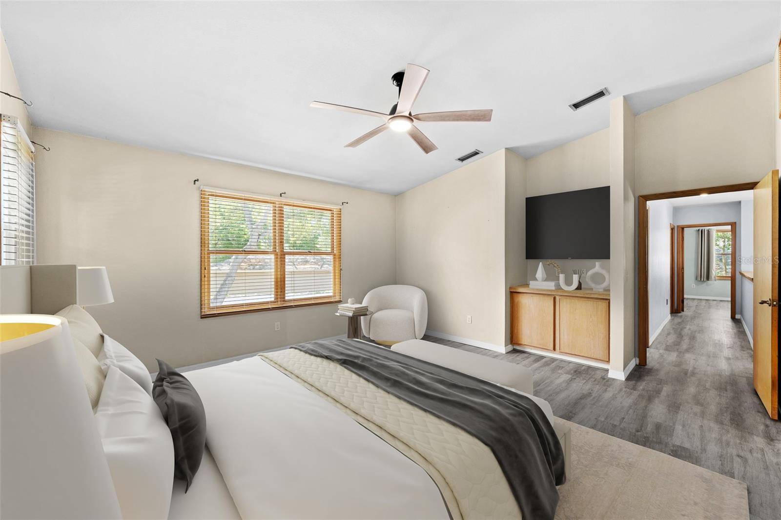 CHATEAU WOOD - Residential