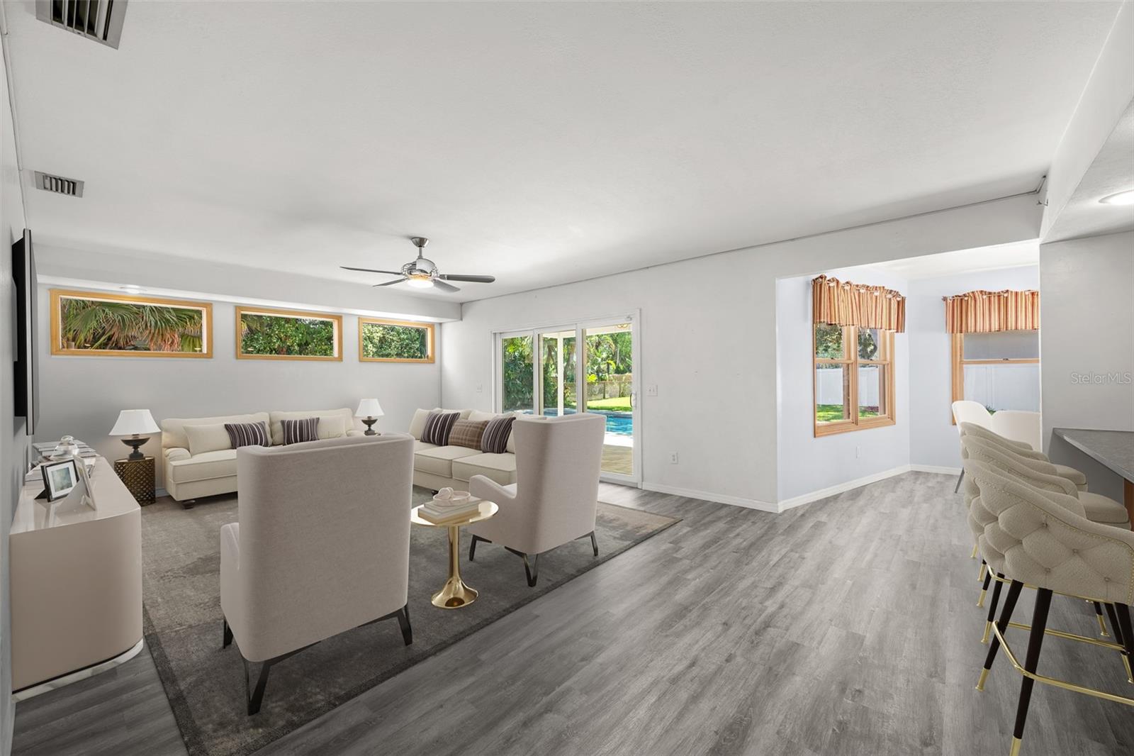 CHATEAU WOOD - Residential