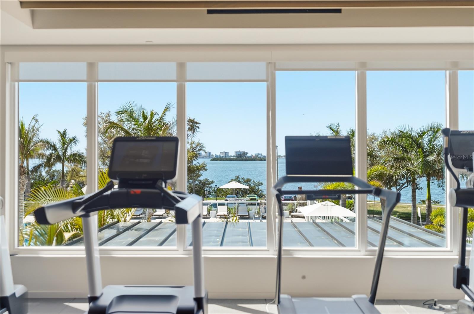 SERENA BY THE SEA - Residential