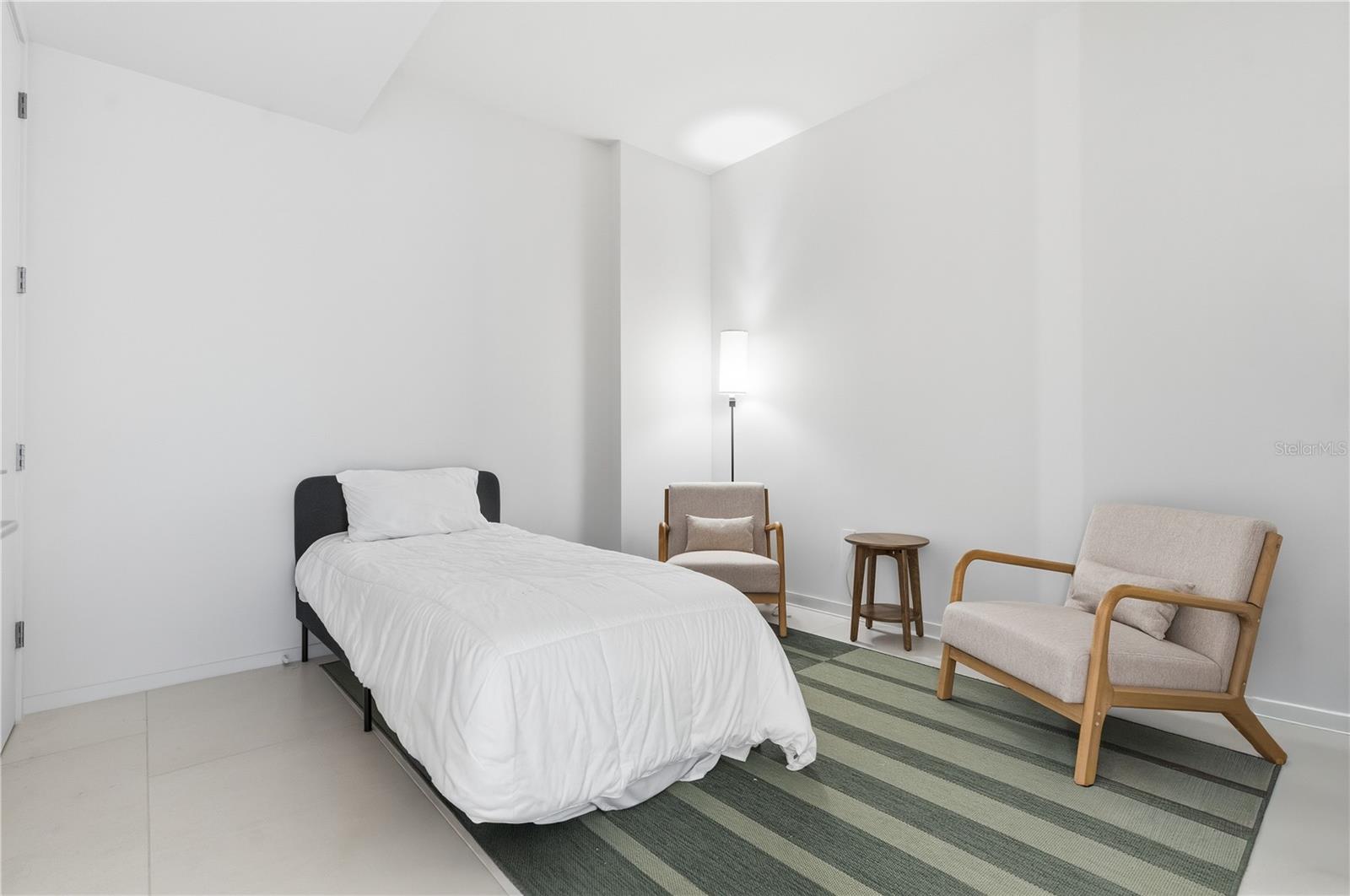 SERENA BY THE SEA - Residential