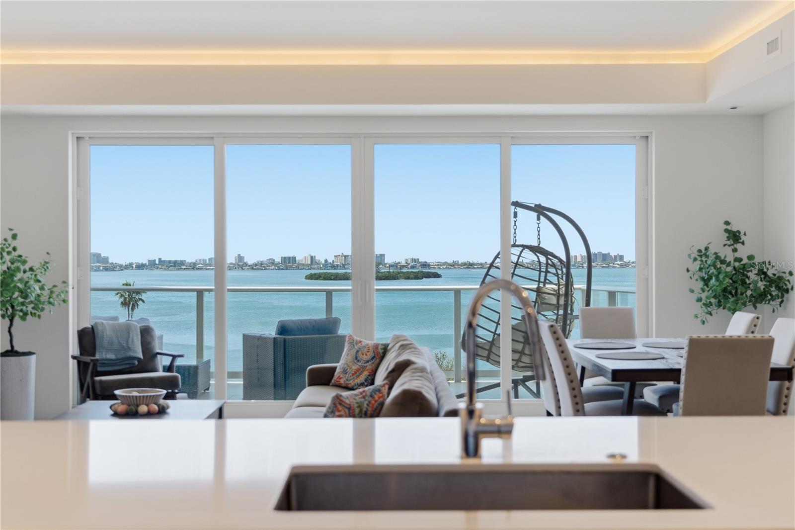 1020 SUNSET POINT ROAD 505