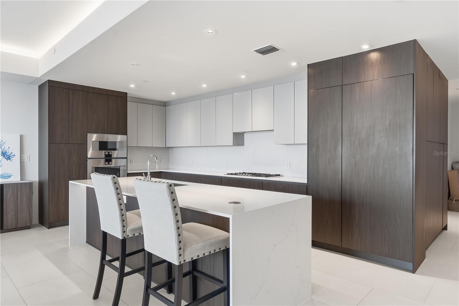 SERENA BY THE SEA - Residential