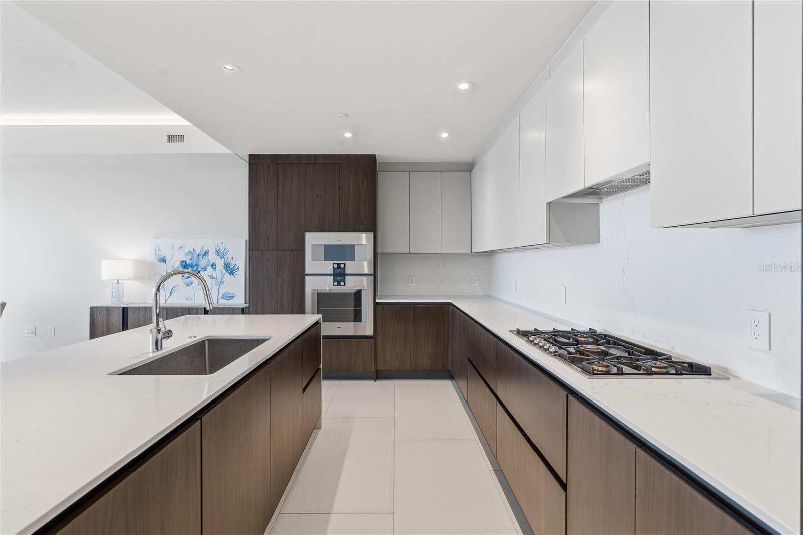 SERENA BY THE SEA - Residential