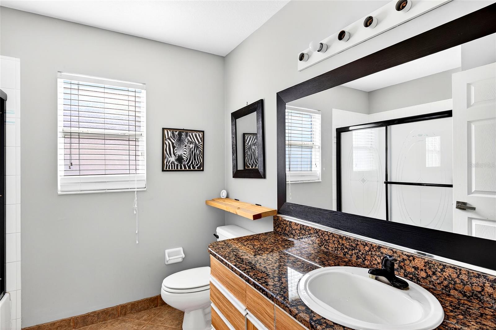 PIDGEON PARK - Residential Lease