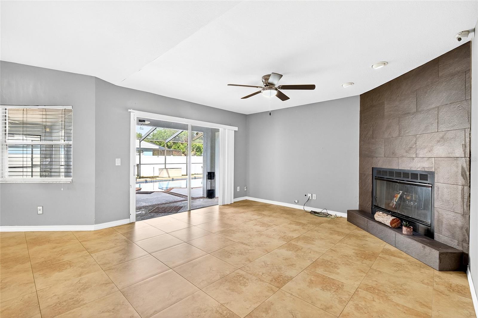 PIDGEON PARK - Residential Lease