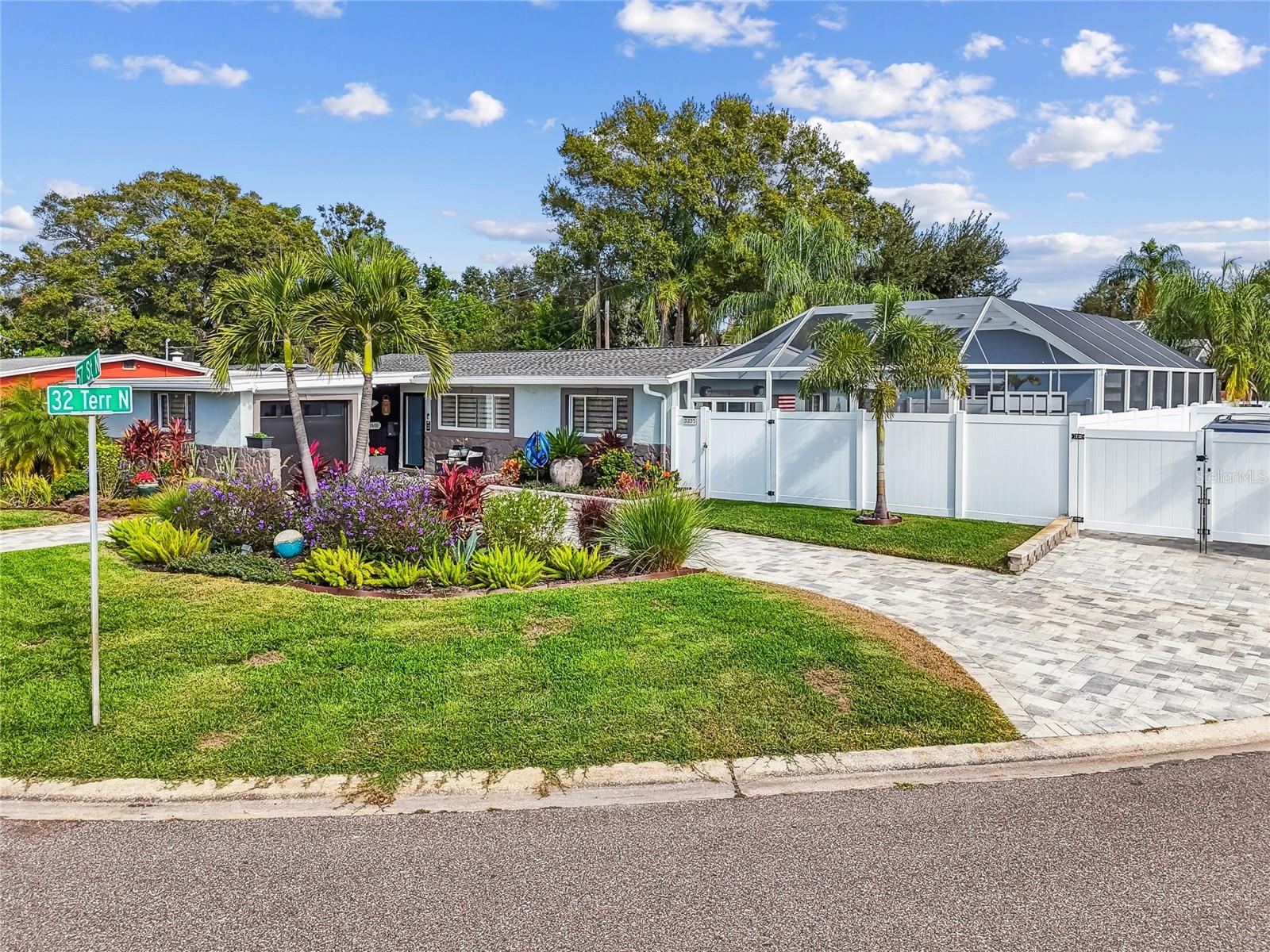 WESTGATE MANOR 1ST ADD - Residential