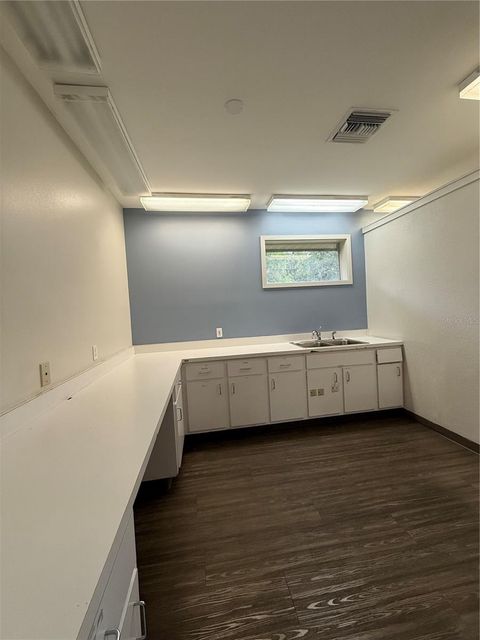 Tiny photo for 2910 SE 3rd Court #B, Ocala, FL 34471 (MLS # OM708202)