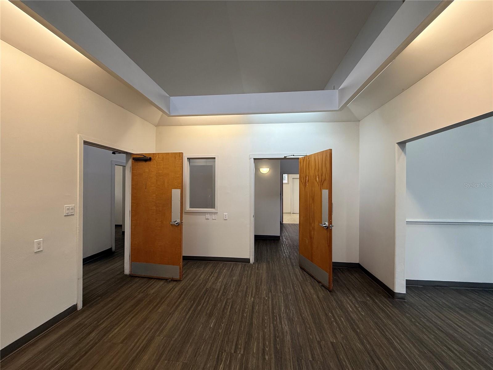 SOUTH PINE - Commercial Lease