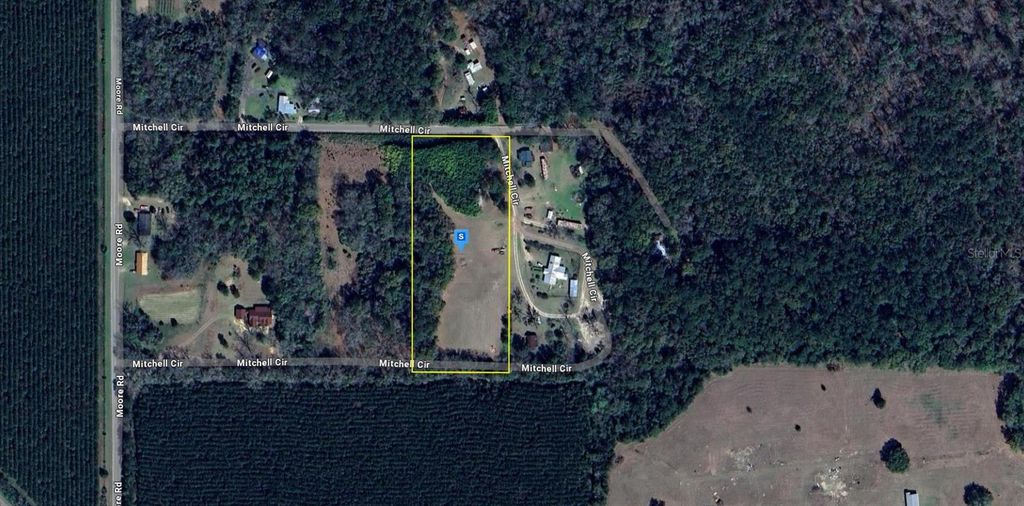 Photo of 299 Mitchell Circle, Quincy, FL 32351 (MLS # A4674211)