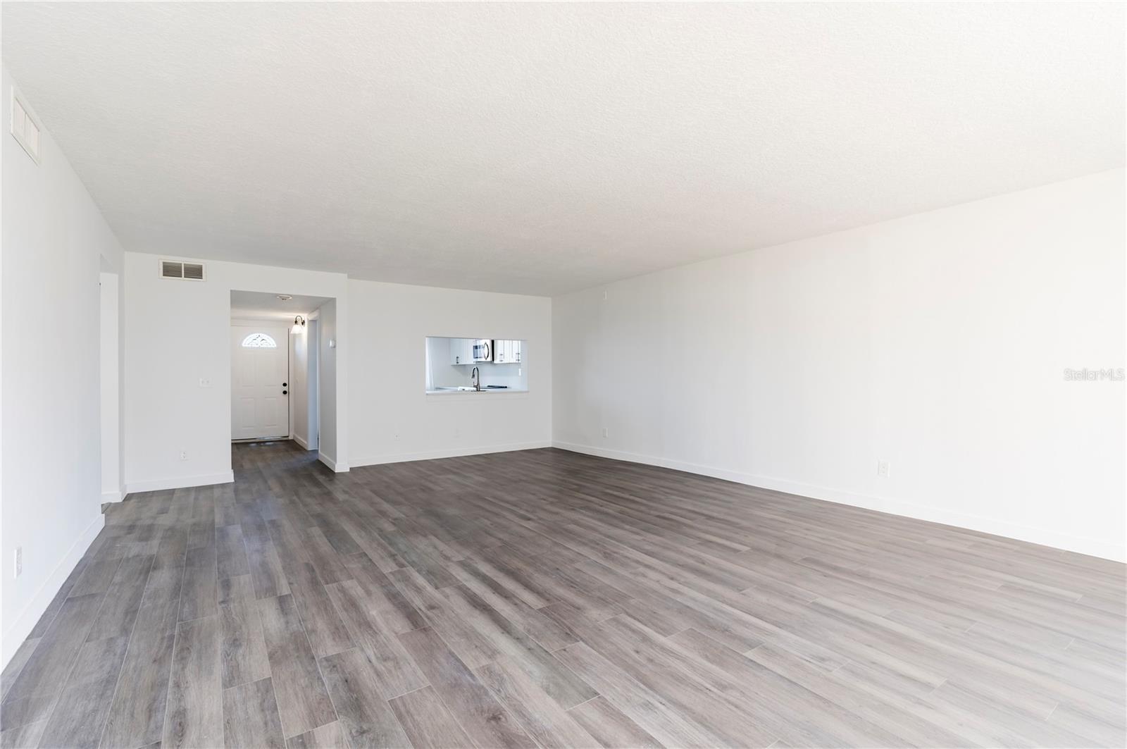 HARBOUR THE CONDO - Residential