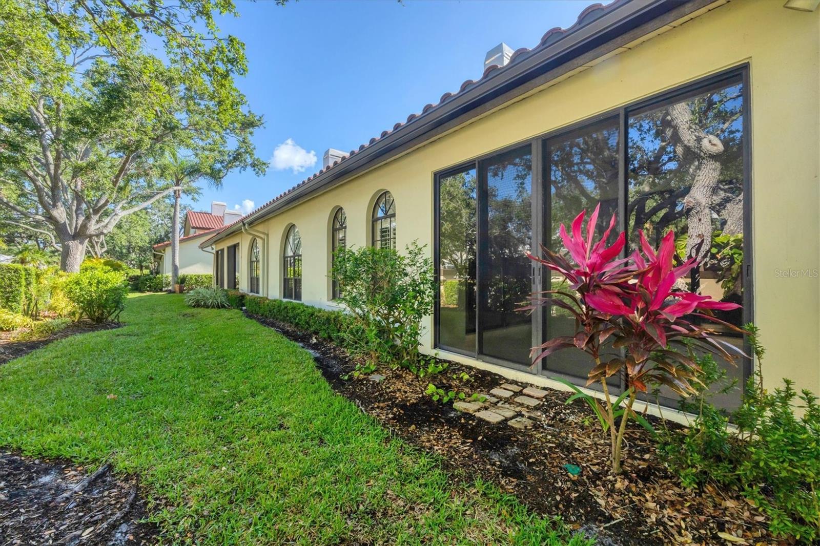 PRESTANCIA - Residential