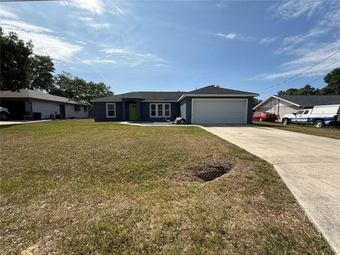 Photo of 48 Banyan Drive, Ocala, FL 34472 (MLS # OM723945)