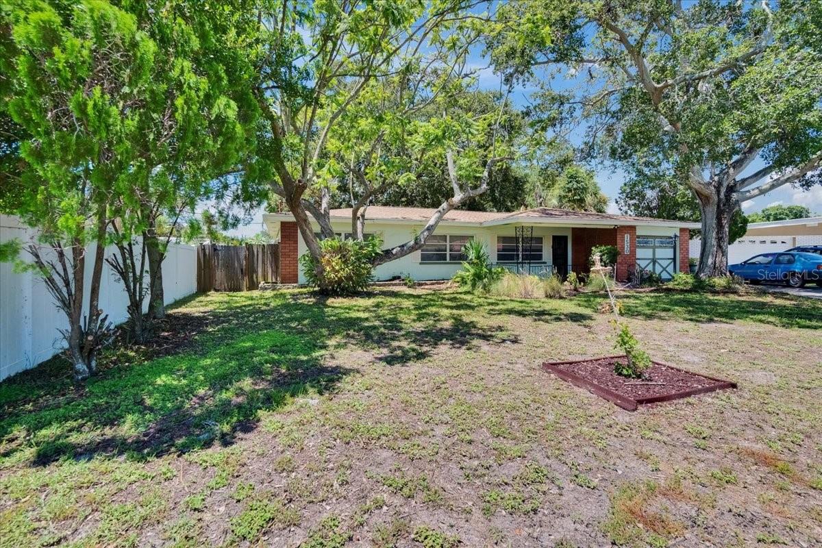 1530 ERIN LANE