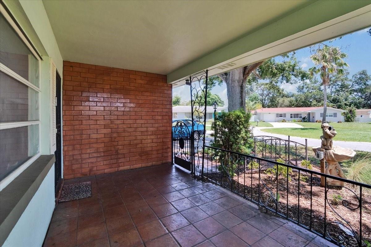 1530 ERIN LANE