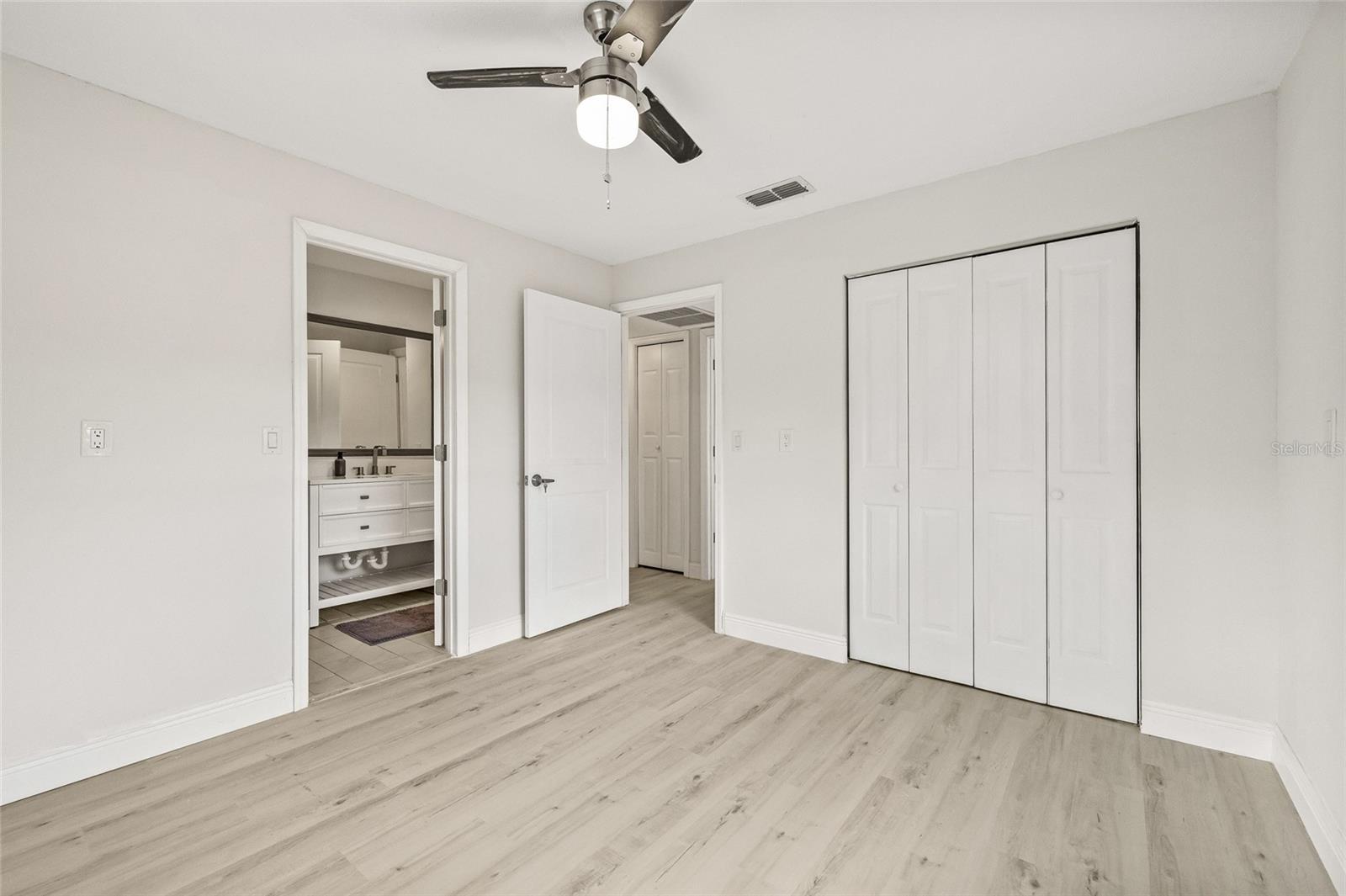 SHORE ACRES BAYOU GRANDE SEC - Residential