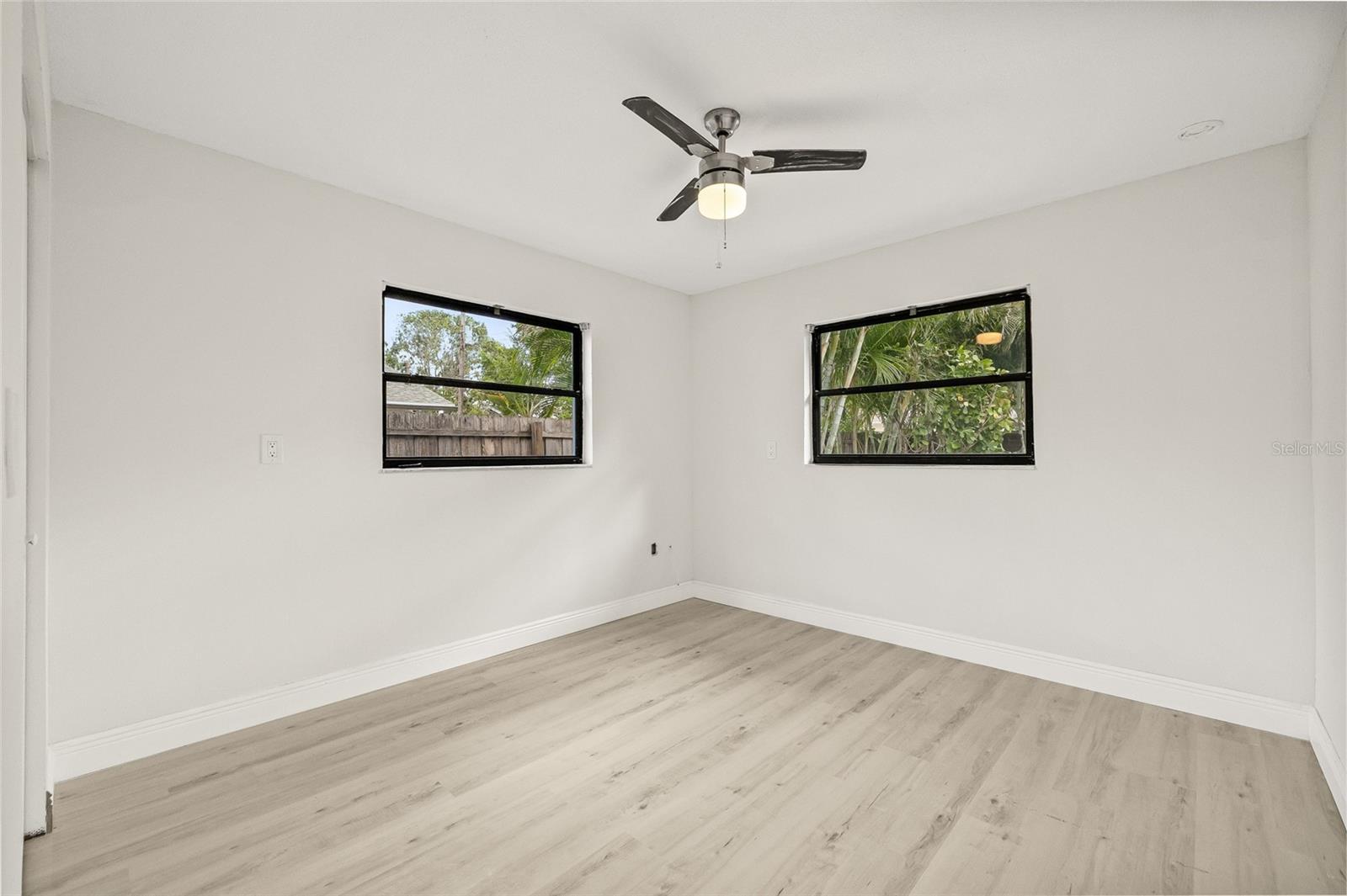 SHORE ACRES BAYOU GRANDE SEC - Residential