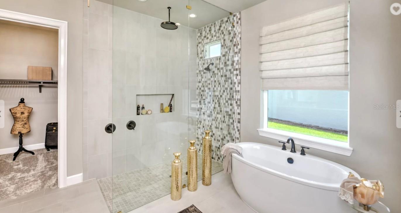 PLANTATION BAY - Residential