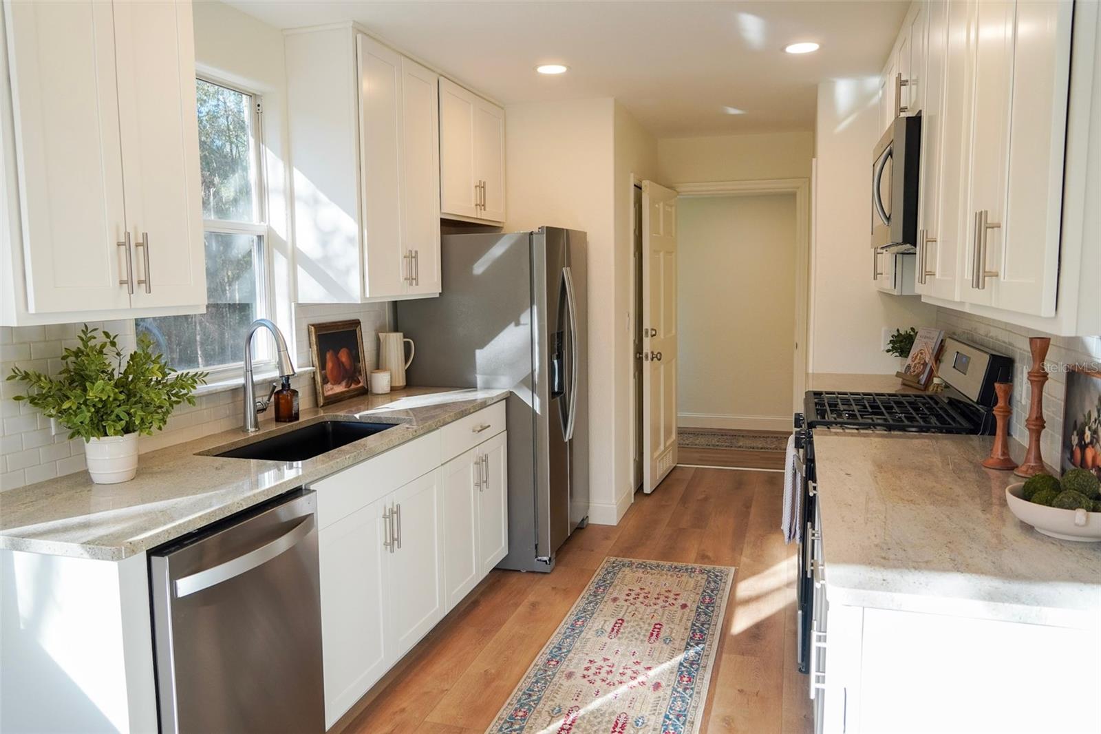 NORTH PINE RANCHETTES - Residential