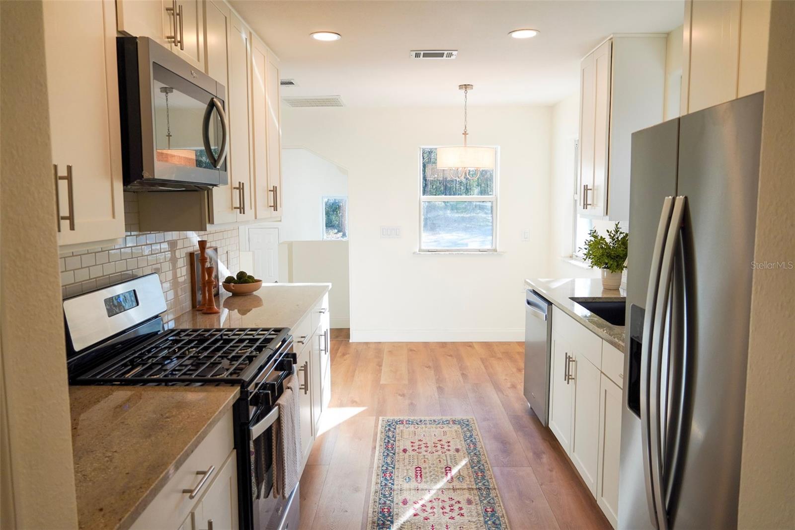 NORTH PINE RANCHETTES - Residential