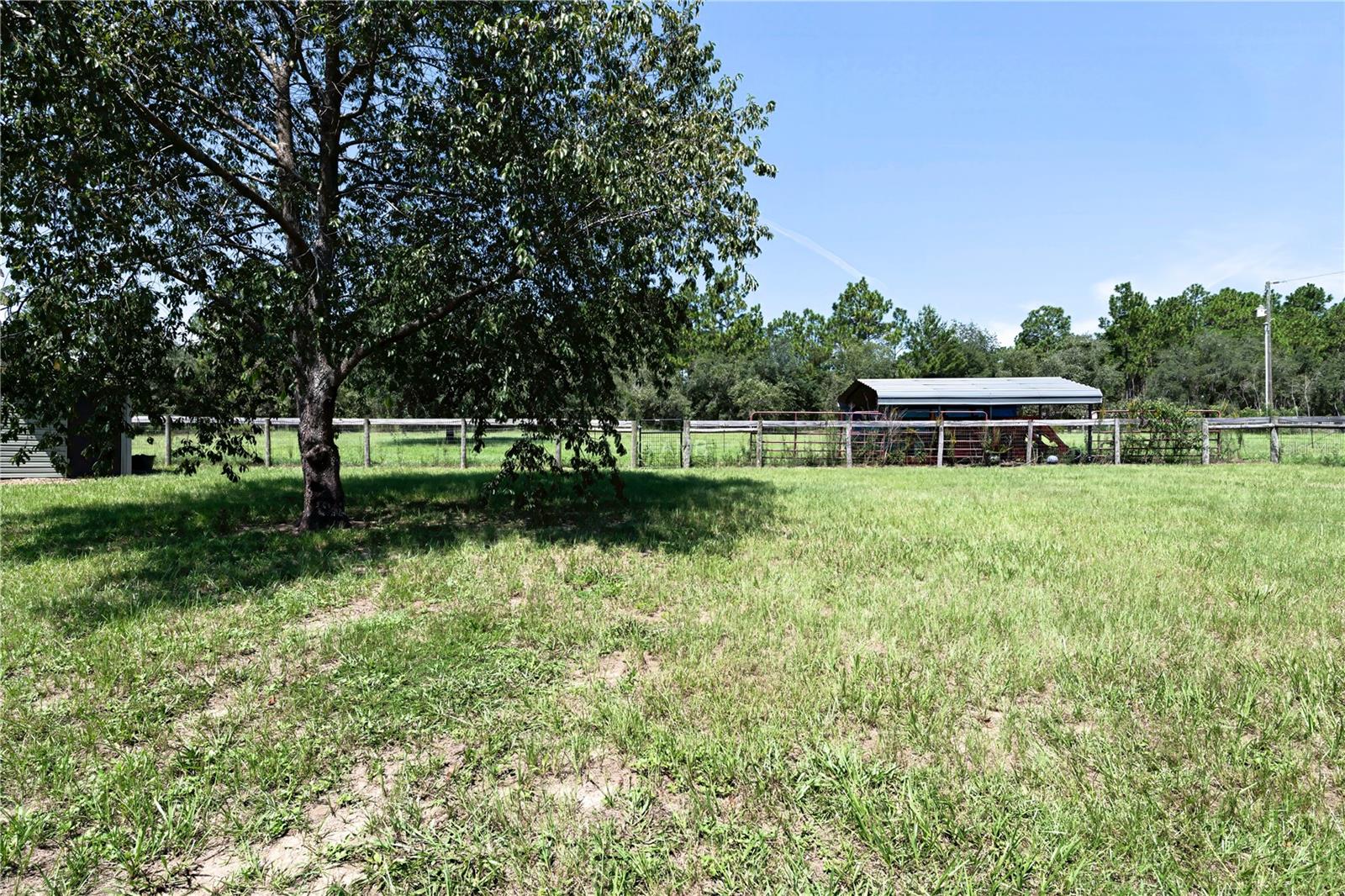 TRIPLE CROWN FARMS UN III - Residential