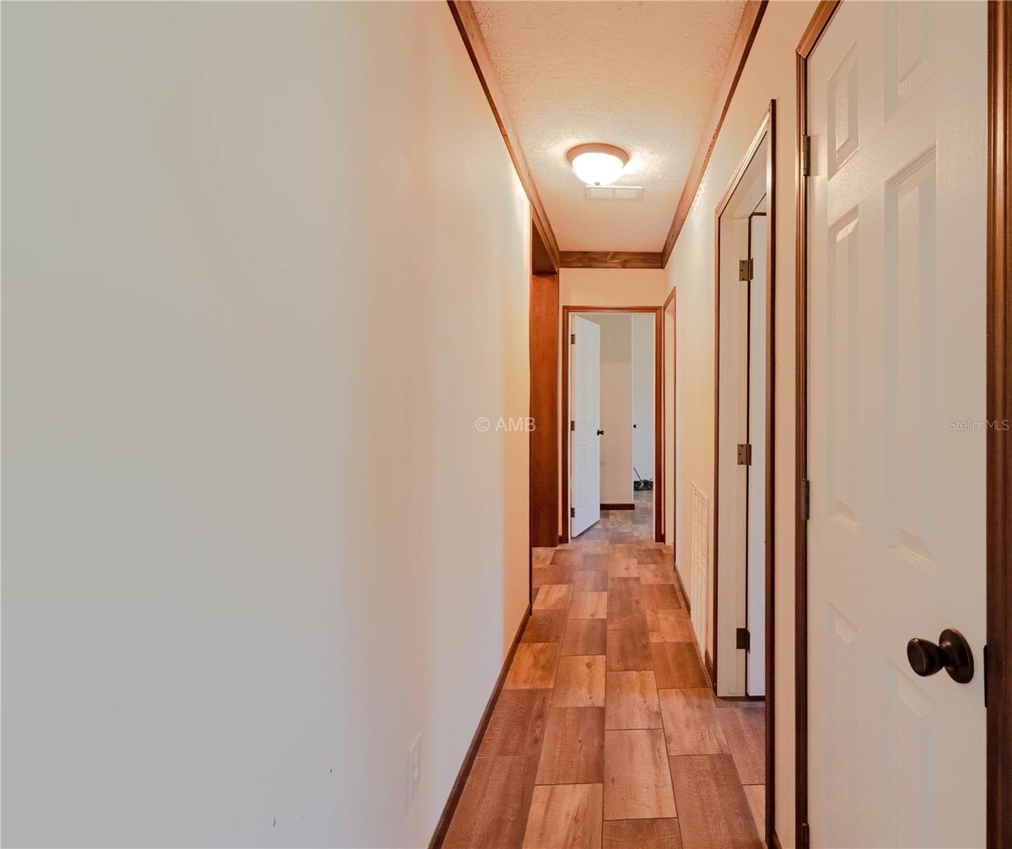 TRIPLE CROWN FARMS UN III - Residential