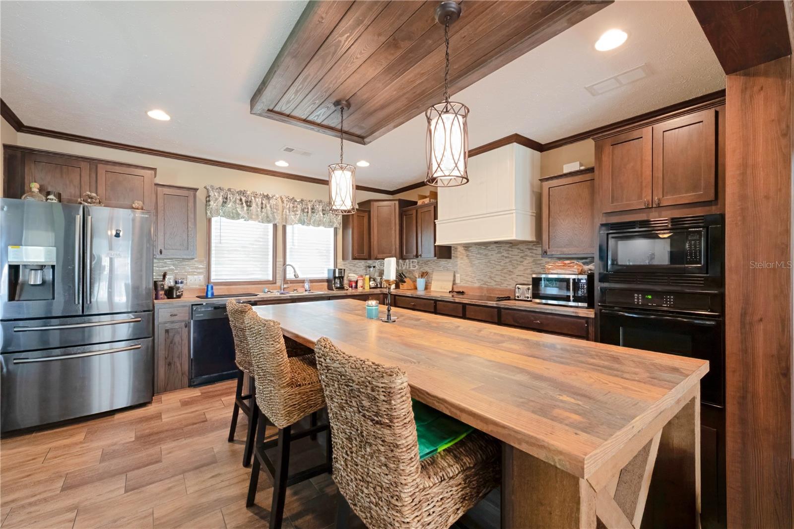 TRIPLE CROWN FARMS UN III - Residential