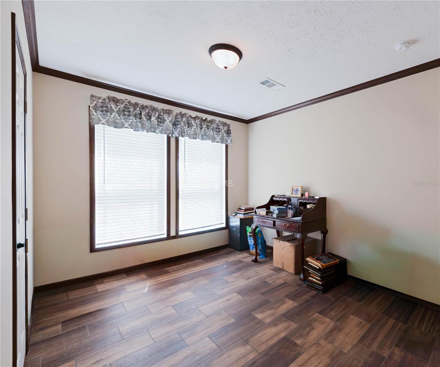 TRIPLE CROWN FARMS UN III - Residential