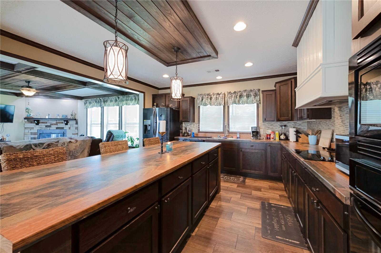 TRIPLE CROWN FARMS UN III - Residential