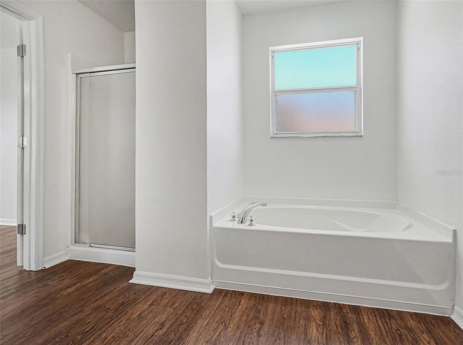 WATERFORD TRLS PH 02 - Residential