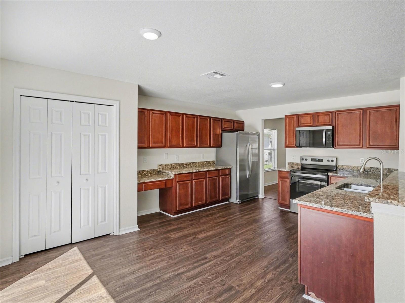 WATERFORD TRLS PH 02 - Residential