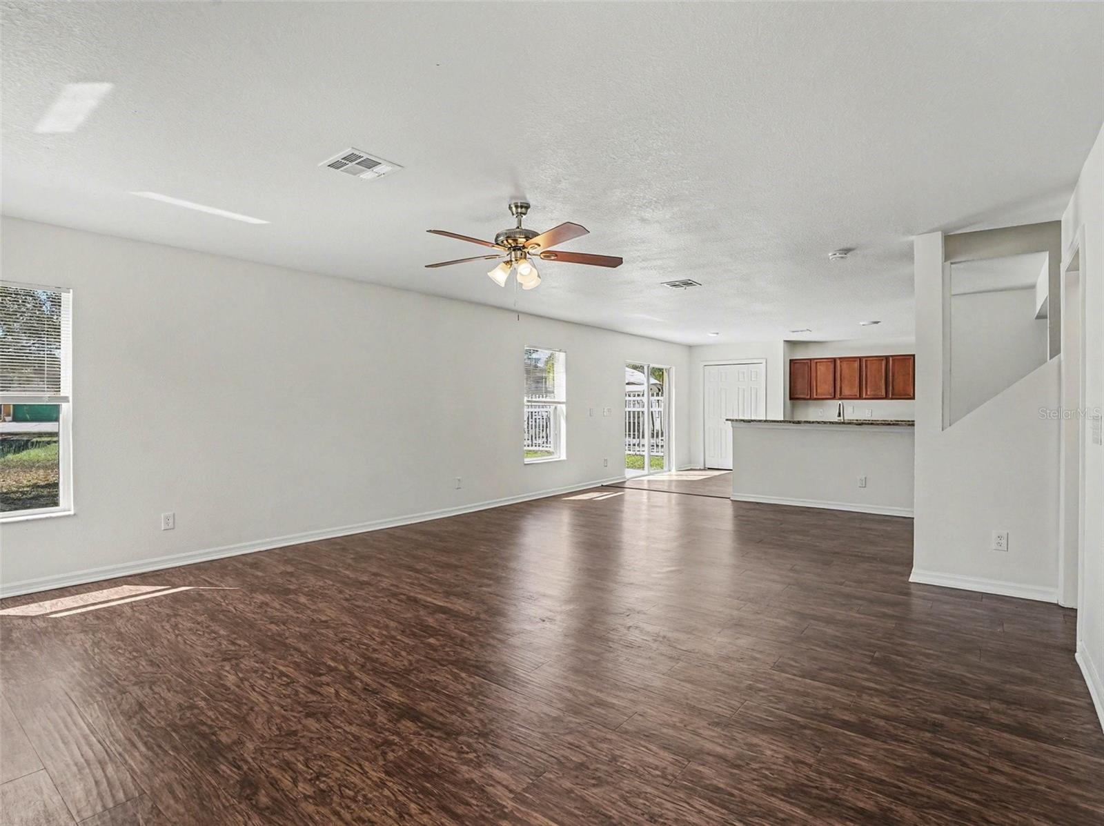 WATERFORD TRLS PH 02 - Residential