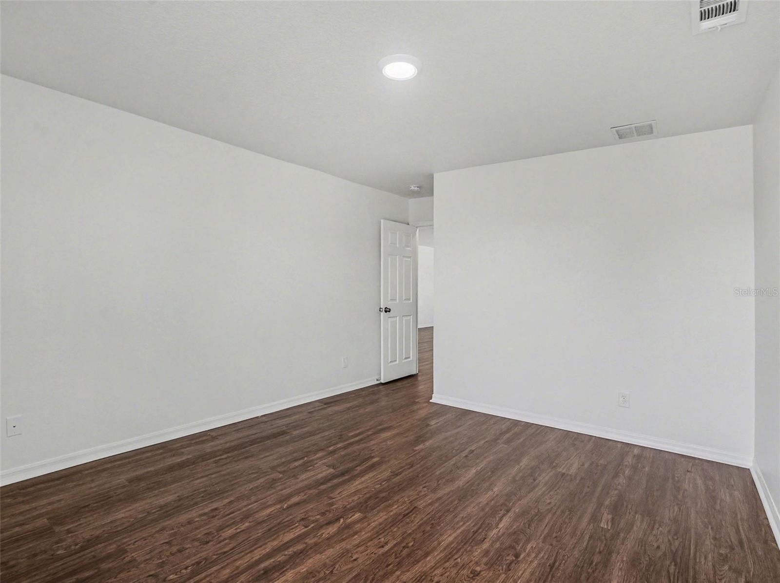 WATERFORD TRLS PH 02 - Residential