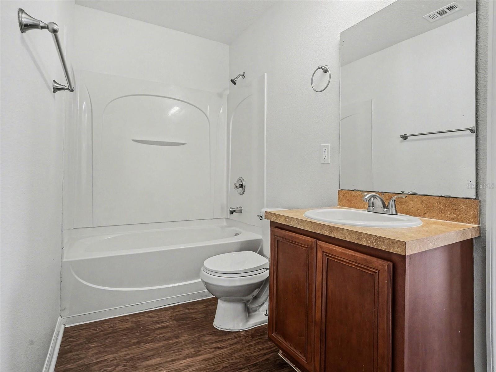 WATERFORD TRLS PH 02 - Residential