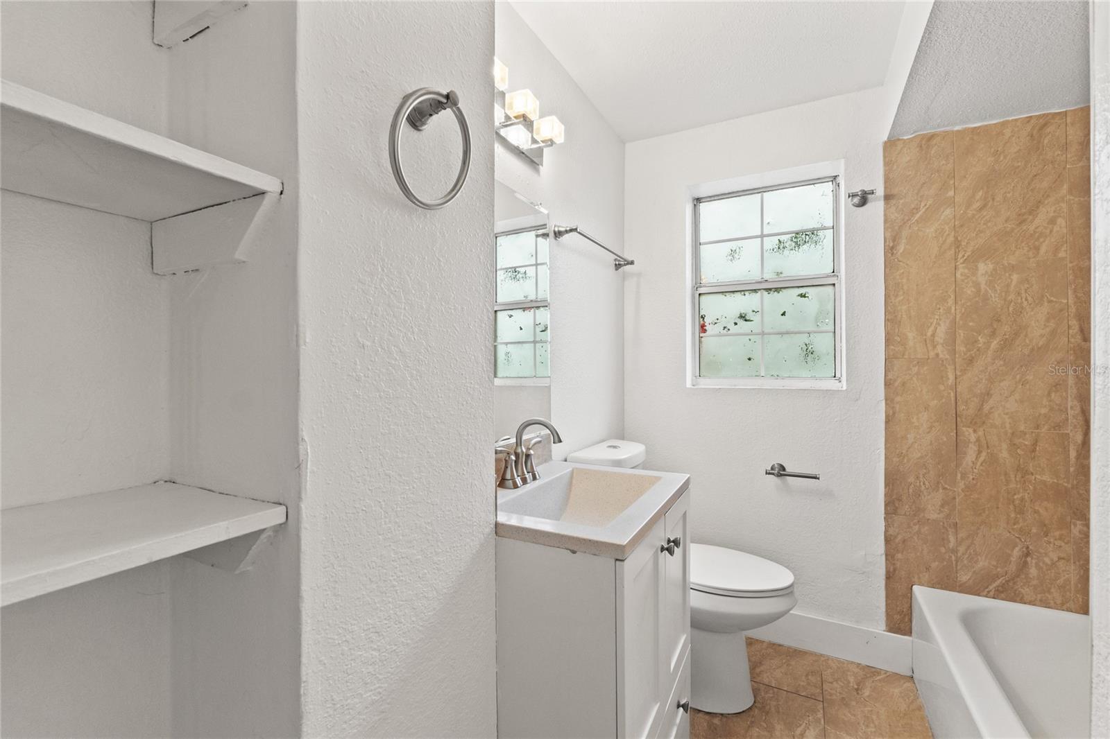 RIVIERA SUB - Residential Lease