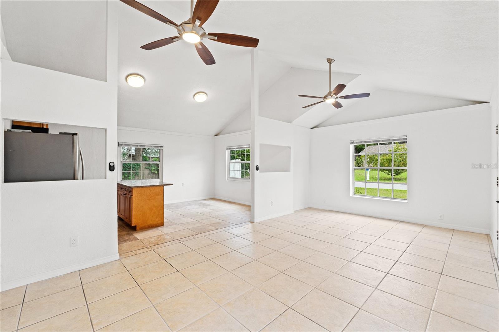 RIVIERA SUB - Residential Lease